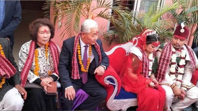 आफ्नो कामदारको विहेमा कोरियाबाट श्रीमतीसहित कम्पनीका सीईओ