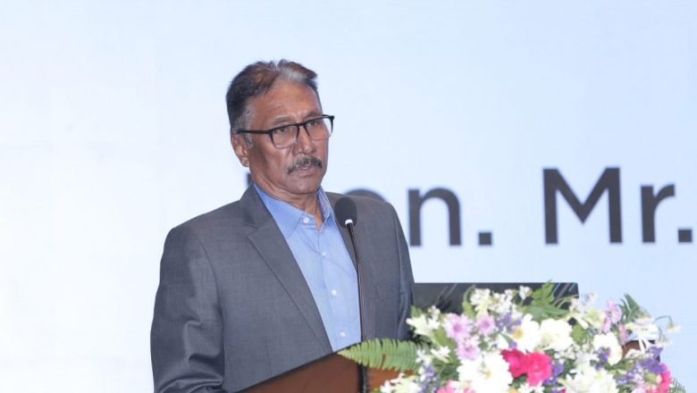 कोरियाले मारेको फड्कोमा नेपाली कामदारको पनि योगदान छः श्रममन्त्री भण्डारी